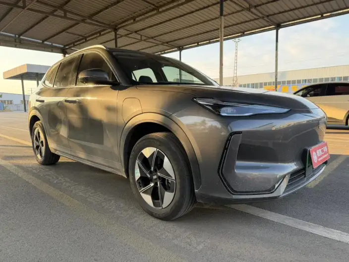 Geely Galaxy E5 2026 Model 610km Tiggo + Edition