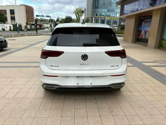 Volkswagen Golf 2021 Model 280TSI DSG 30th Anniversary Memorial Edition – фото 5