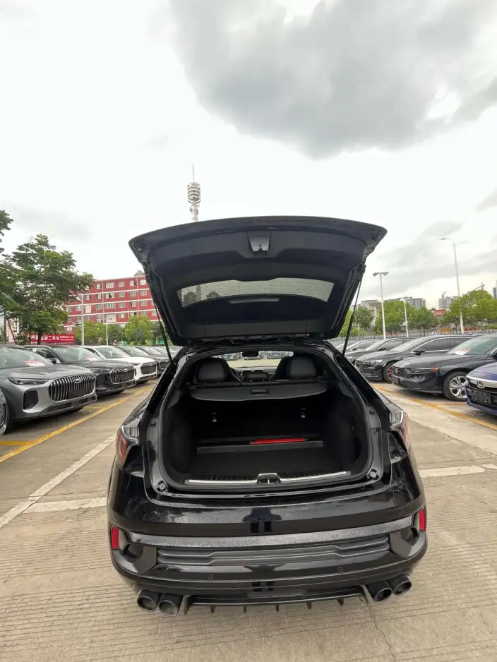 Lynk & Co 02 Hatchback 2021 Model 2.0TD Hatchback Halo – фото 5