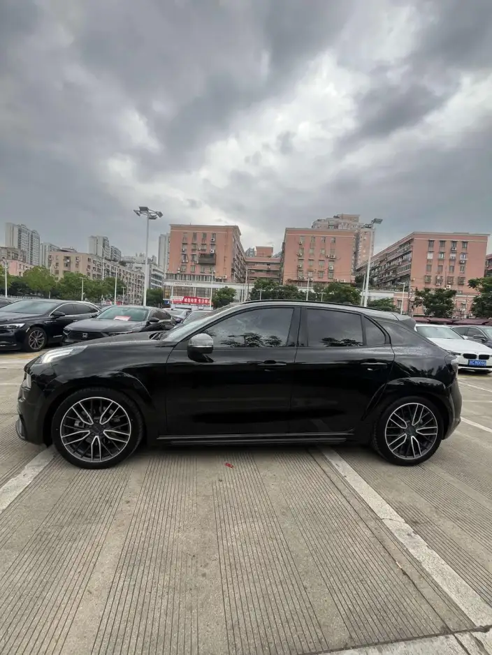Lynk & Co 02 Hatchback 2021 Model 2.0TD Hatchback Halo – фото 8