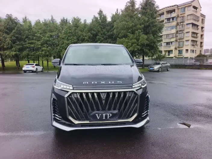 Maxus G20 2023 Model Facelift PLUS 2.0T Petrol Automatic Executive Edition