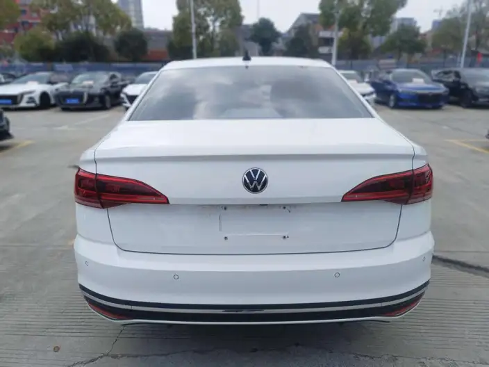 Volkswagen Bora 2024 Model 200TSI DSG Smooth Ride Edition – фото 6