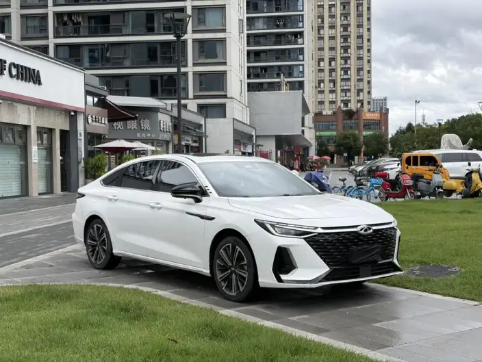 Chery Arrizo 8 2022 Model 1.6TGDI DCT Ya