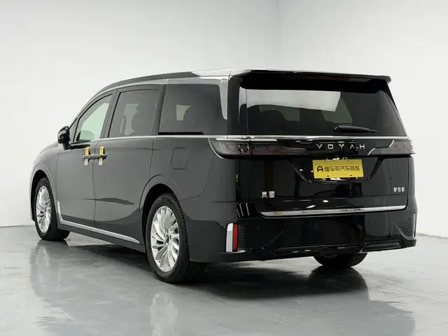 VOYAH Dreamer PHEV 2024 Model Ultra-long Endurance Superior Edition – фото 5