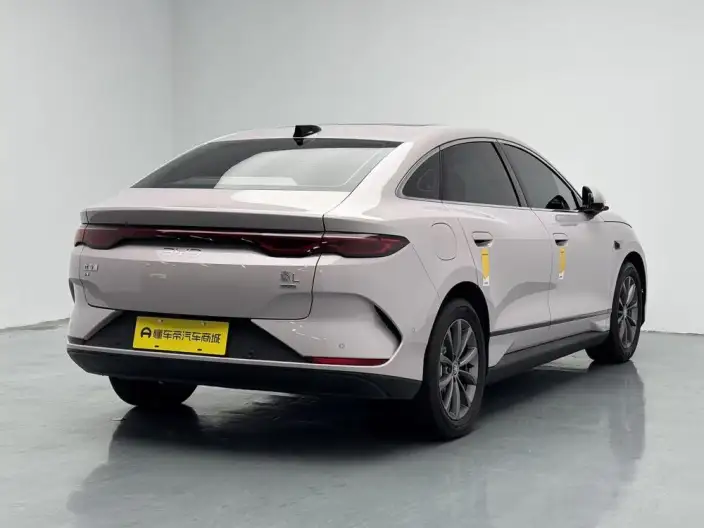 QinL EV 2025 Model 470KM Leading Model – фото 7