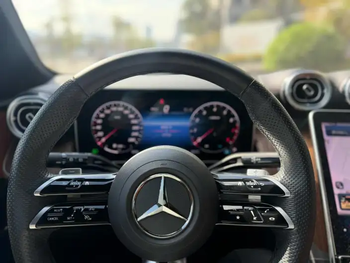 Mercedes-Benz GLC 2024 Model Facelift GLC 300 L 4MATIC Dynamic Model 5 seat – фото 7