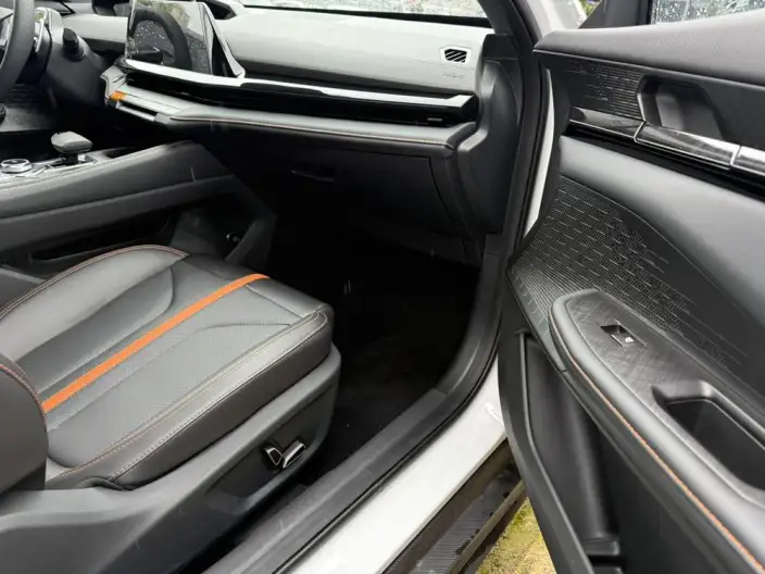 Changan UNI-V 2025 Model 1.5T 500Bar Exclusive Model – фото 7