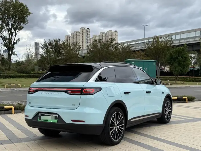 Leapmotor C11 2026 Model EV Edition 640 LiDAR Zhizun Edition – фото 6