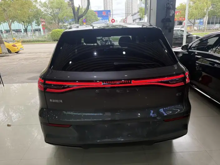 Geely Galaxy E5 2024 Model 530km Tiggo + Edition – фото 5