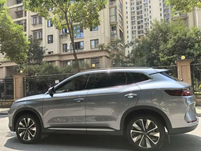 BYD Song PLUS EV 2025 Model 520KM Noble Model – фото 9