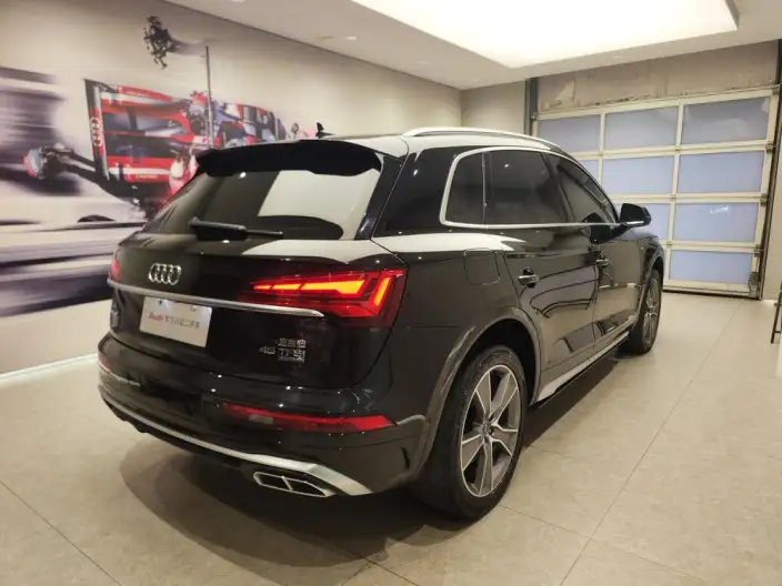 Audi Q5L 2023 Model 45T Luxury Dynamic Model – фото 4