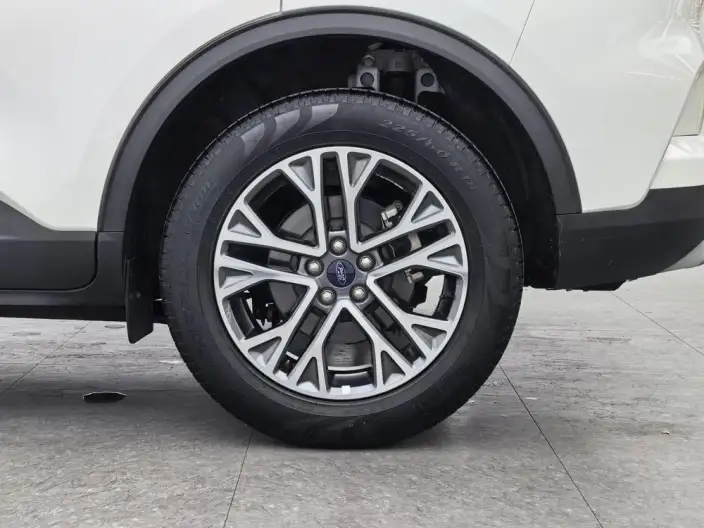 Ford Escape 2020 Model EcoBoost 245 2WD Shine Xiang Model – фото 9