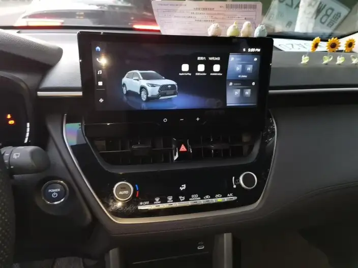 Toyota Corolla Cross 2023 Model 2.0L Intelligent Hybrid Pioneer Edition – фото 8