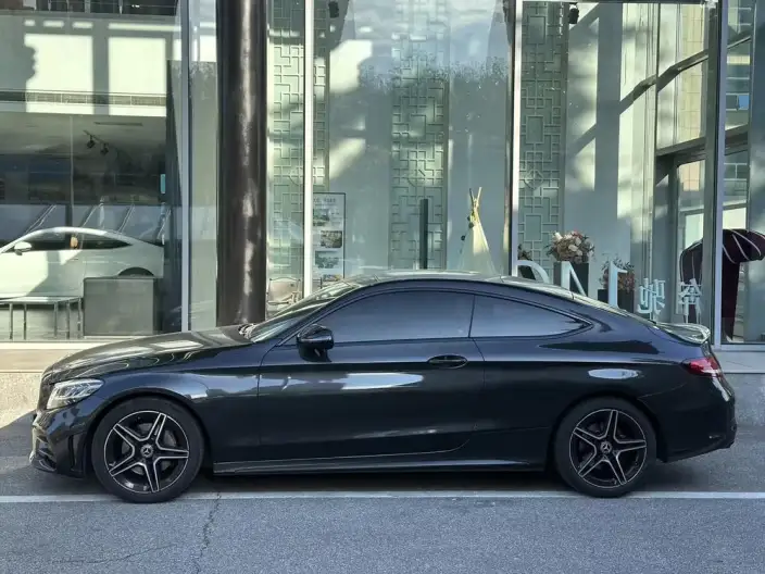 Mercedes-Benz C-Class Imported 2022 Model Facelift C 260 Coupe – фото 4