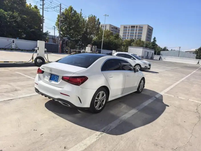 Mercedes-Benz A-class 2023 Model A 180 L – фото 7