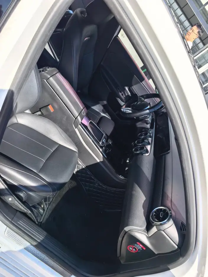 Mercedes-Benz A-class 2023 Model A 180 L – фото 10