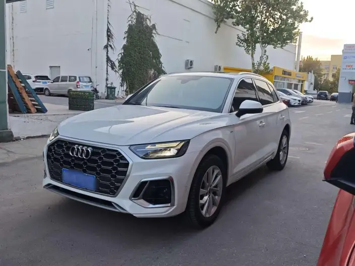Audi Q5L 2022 Model Facelift 40T Luxury Dynamic Model