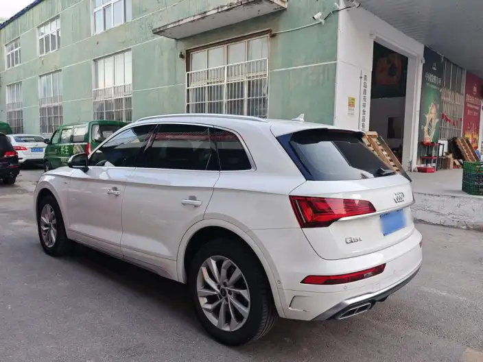 Audi Q5L 2022 Model Facelift 40T Luxury Dynamic Model