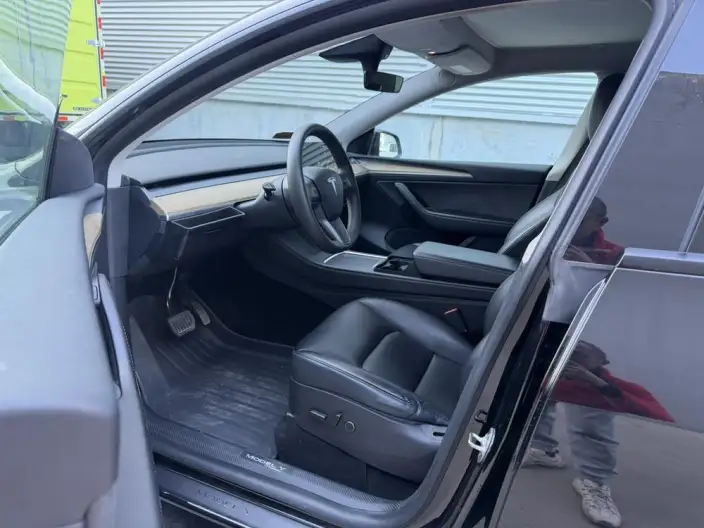Model Y 2022 Model Rear-wheel drive version – фото 8