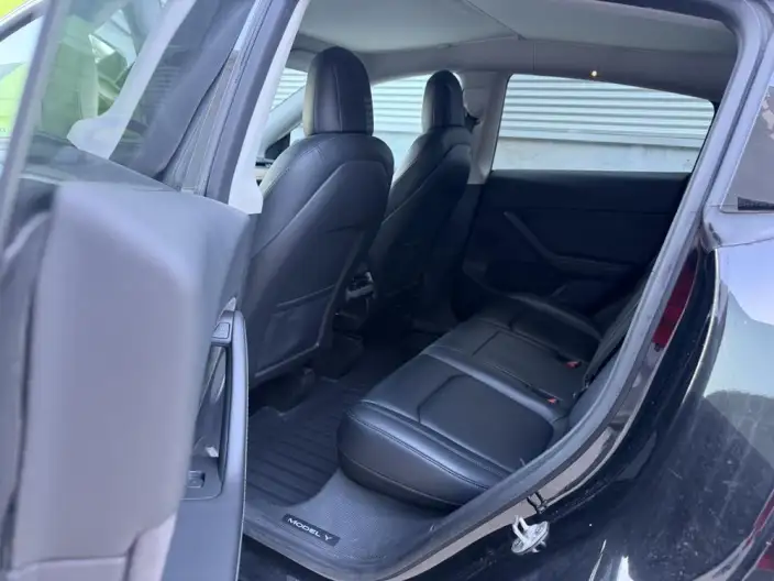 Model Y 2022 Model Rear-wheel drive version – фото 9