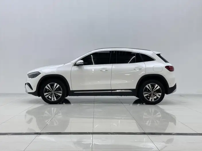Mercedes-Benz GLA 2024 Model GLA 200