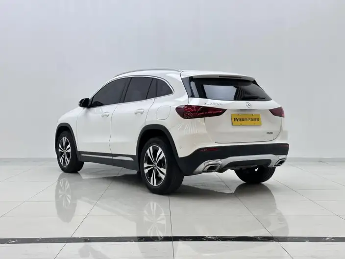 Mercedes-Benz GLA 2024 Model GLA 200 – фото 5