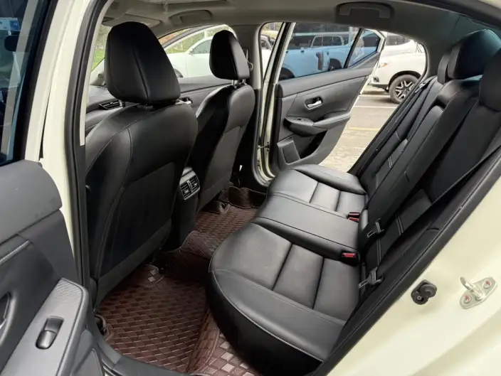 Nissan Sylphy 2022 Model 1.6L XL CVT Yuexiang Edition – фото 9