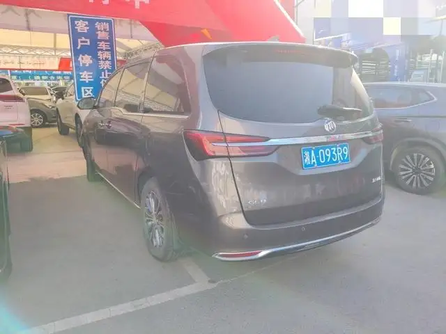 Buick GL8 2022 Model Facelift Business class 2.0T Smart Noble Model