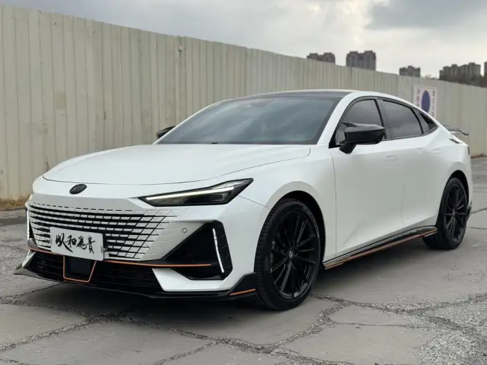 Changan UNI-V 2023 Model 1.5T Sports Edition