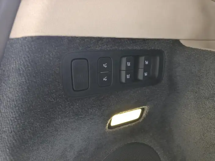Aito M9 2026 Model Extended Range Ultra VI seat Edition – фото 8