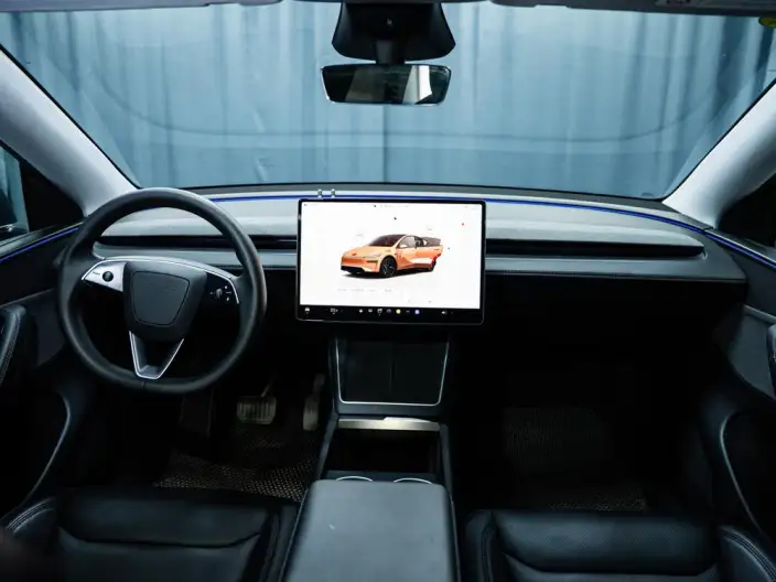 Model Y 2025 Model Rear-wheel drive version – фото 7