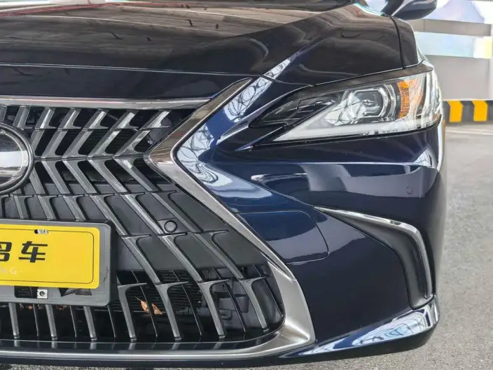 Lexus ES 2022 Model 200 Superior Edition – фото 9