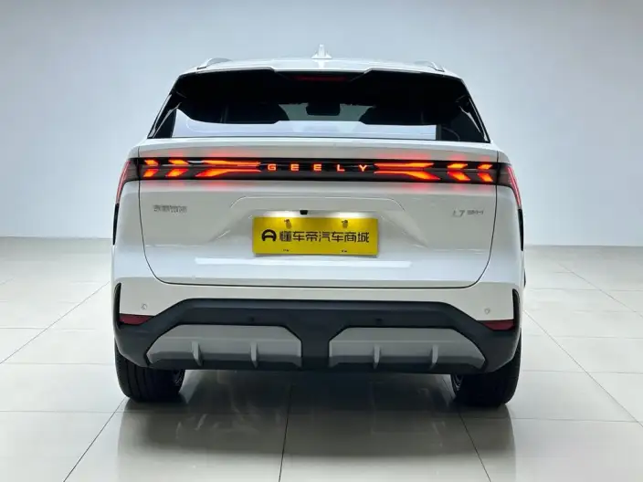 Geely Galaxy L7 2025 Model 1.5L EM-i 115km Tiggo Edition – фото 6