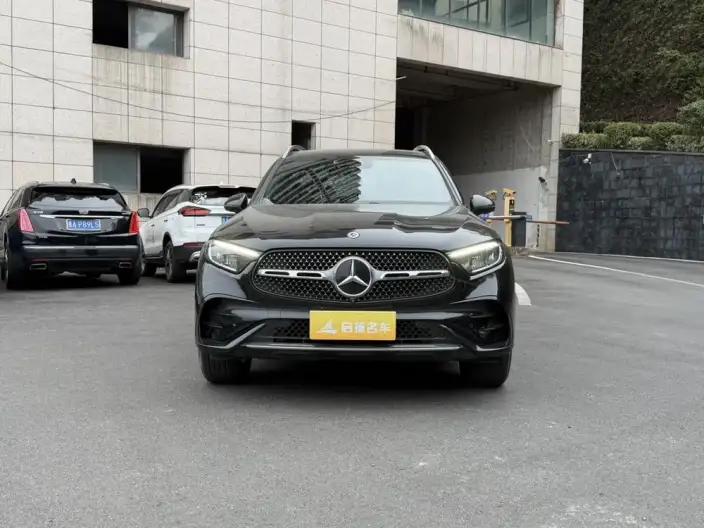 Mercedes-Benz GLC 2025 Model Facelift GLC 260 L 4MATIC Luxury Model 5 seat