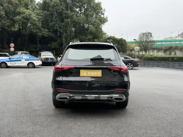 Mercedes-Benz GLC 2025 Model Facelift GLC 260 L 4MATIC Luxury Model 5 seat