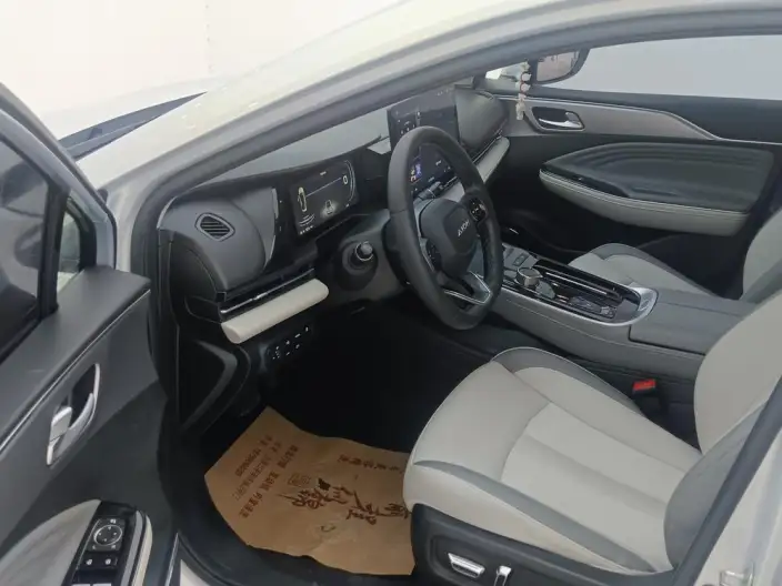 AION S 2021 Model Plus 80 Technology Edition – фото 8