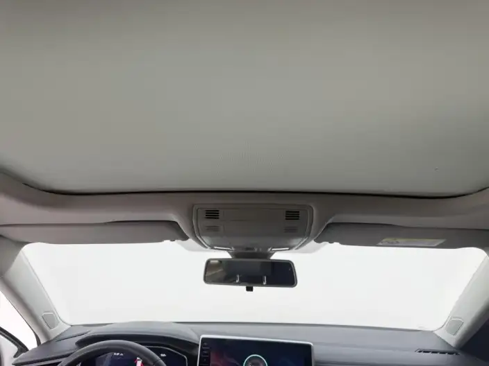 Volkswagen Sagitar 2024 Model 300TSI DSG Beyond Edition – фото 8