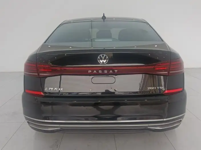 Volkswagen Passat 2023 Model 280TSI Business Edition – фото 5