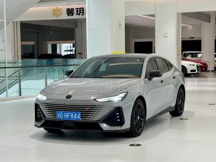 Changan UNI-V 2022 Model 1.5T Noble Model