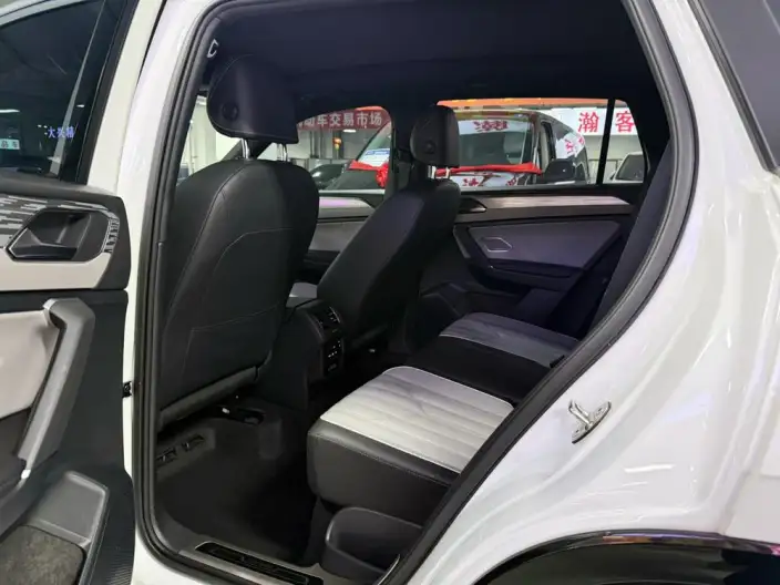 Volkswagen Tayron 2023 Model 380TSI 4WD R-Line Pro Smart Edition – фото 9