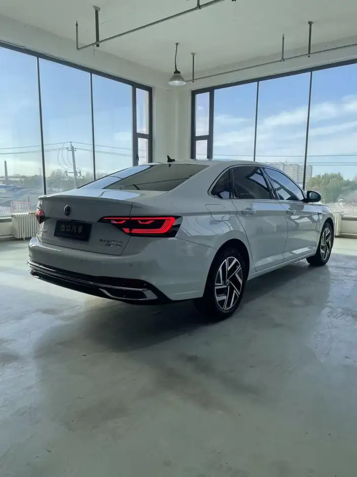 Volkswagen Sagitar 2023 Model 280TSI DSG Beyond Edition Plus – фото 6