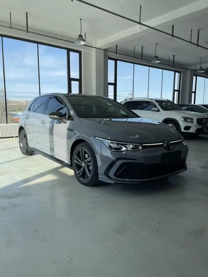 Volkswagen Golf 2021 Model 280TSI DSG R-Line