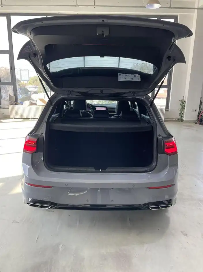 Volkswagen Golf 2021 Model 280TSI DSG R-Line – фото 9