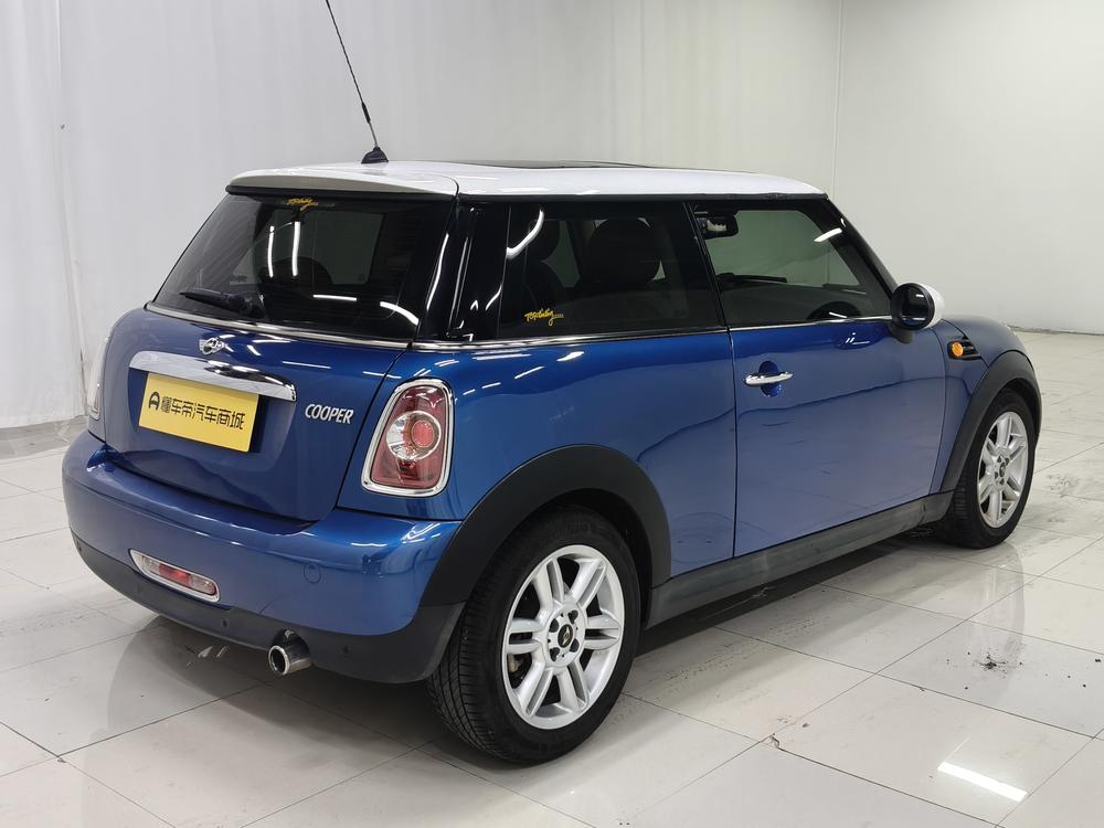 MINI 2011 модификация 1.6L COOPER Excitement – фото 7