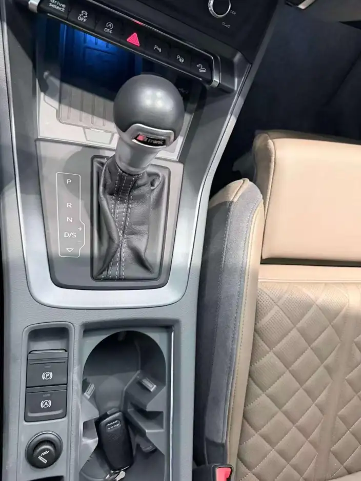 AUDI Q3 2023 Model 45 TFSI quattro Fashion Dynamic Model – фото 10