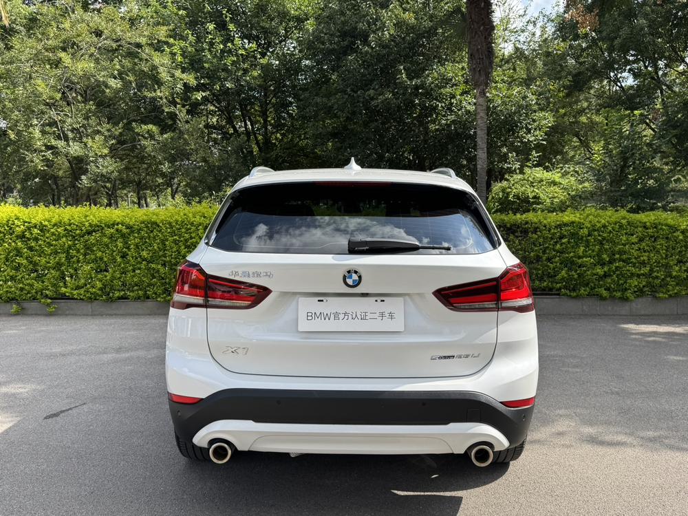 BMW X1 2022 sDrive25Li Leading – фото 4
