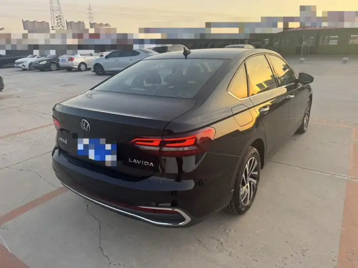 Volkswagen Lavida 2023 Model 1.5L Automatic Five million editions – фото 6