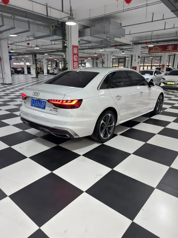 Audi A4 L 2024 Model 40 TFSI Fashion Dynamic Model – фото 9