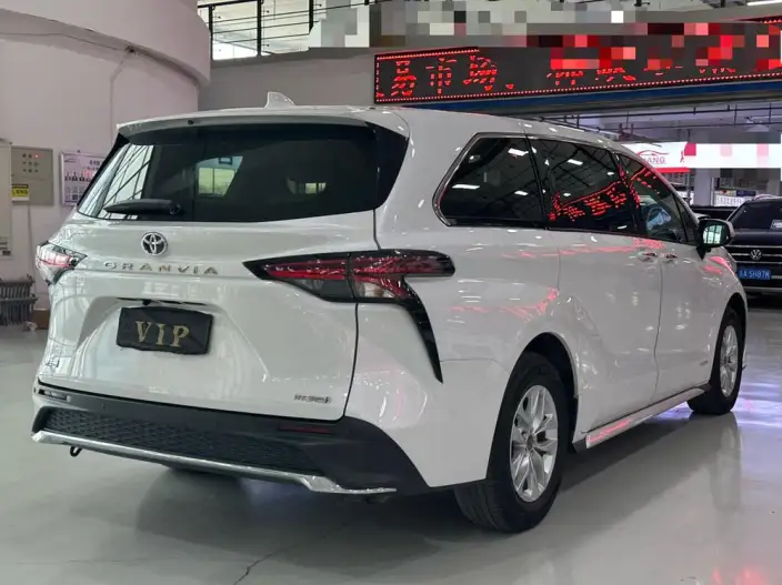 Granvia 2024 Model Intelligent Hybrid 2.5L 2WD Comfort Edition – фото 6