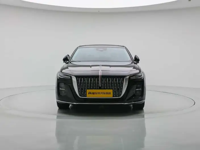 Hongqi H5 2025 Model 2.0T Automatic Flag Enjoy Edition